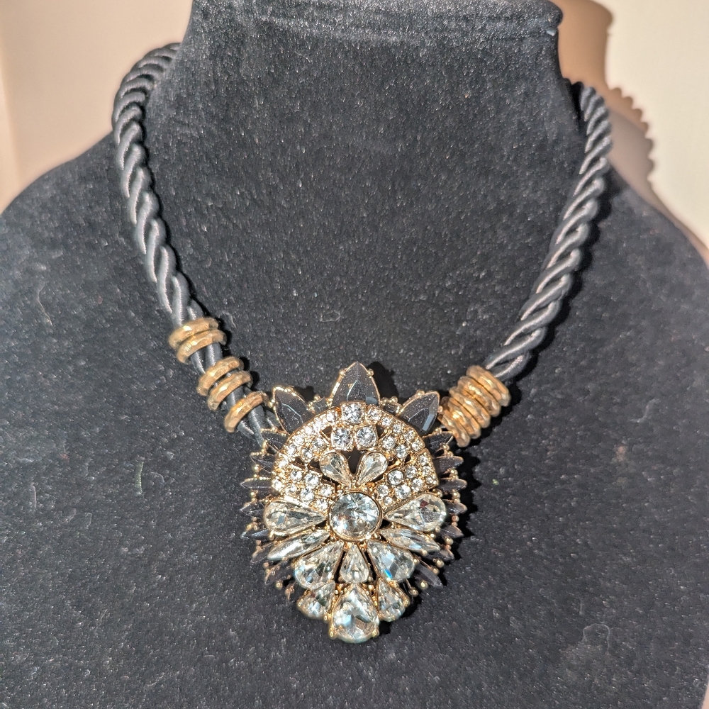 Elegant Gold and Silver Statement Necklace